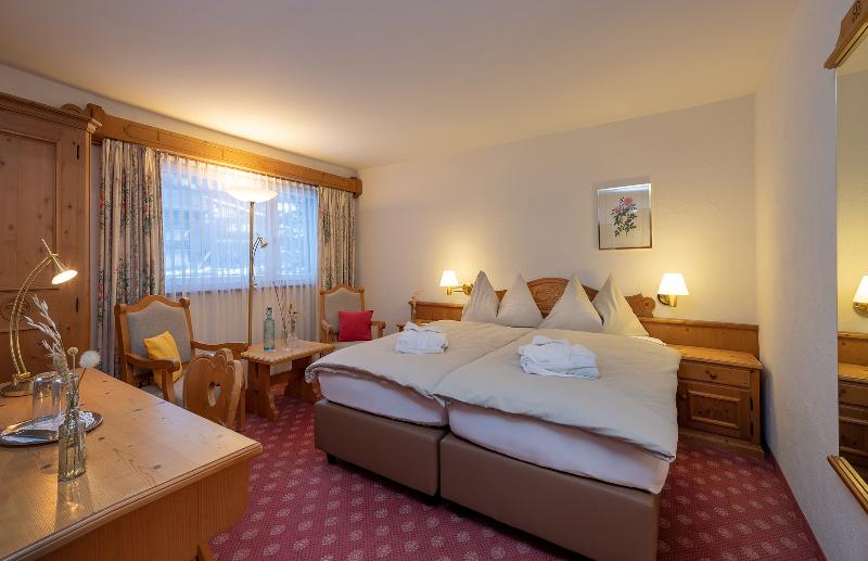 Номер Стандарт, Sunstar Hotel Klosters