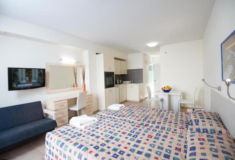 스탠다드 스튜디오, Eligonia Hotel Apartments