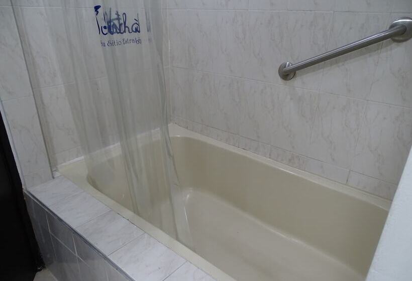 اتاق اجرایی, Tonchala