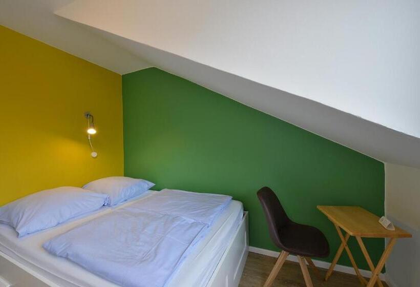 اتاق استاندارد با سرویس بهداشتی مشترک, Townside Hostel Bremen