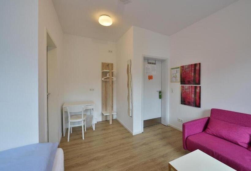 استودیوی استاندارد, Townside Hostel Bremen