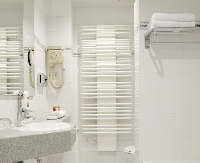 اتاق استاندارد, Centro Hotel National Frankfurt, Trademark Collection By Wyndham