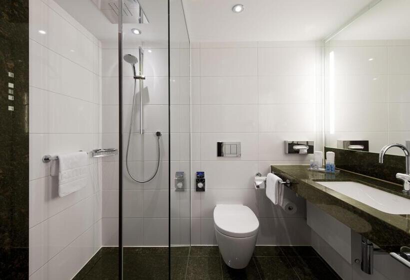 اتاق سوپریور, Maritim Hotel Darmstadt