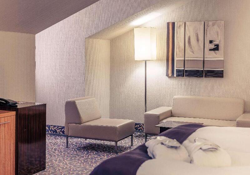 キングサイズベッドのスタンダードルーム, Mercure Hotel Wiesbaden City