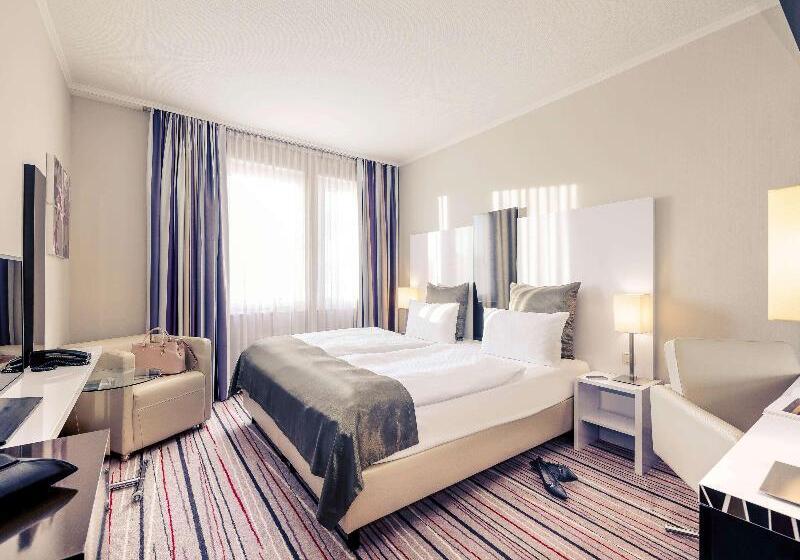 キングサイズベッドのスタンダードルーム, Mercure Hotel Wiesbaden City