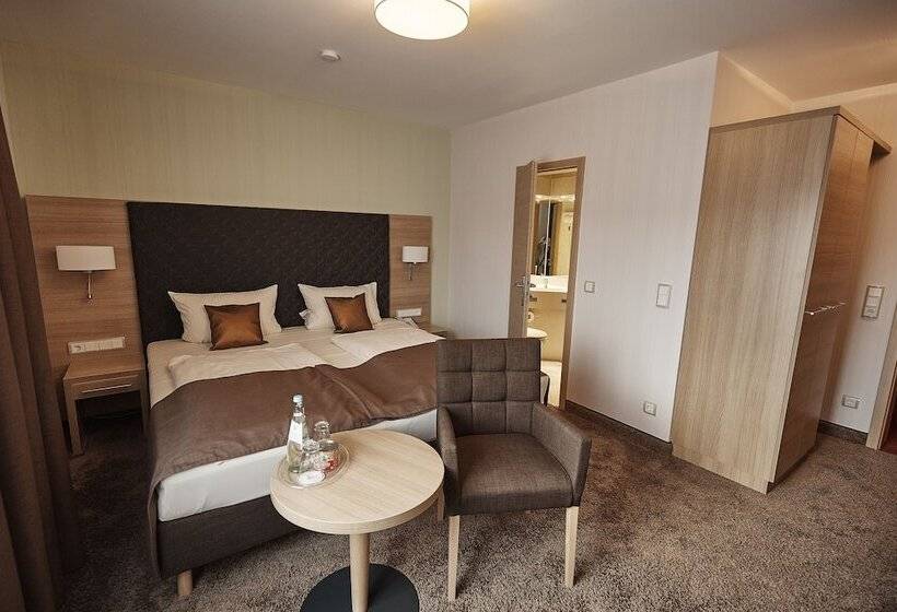 Номер Стандарт, Central Hotel Ringhotel Rüdesheim