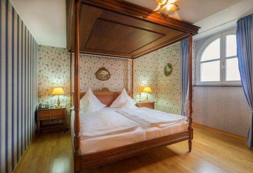 Номер Стандарт Индивидуальный, Schloßhotel Kurfürstliches Amtshaus Dauner Burg