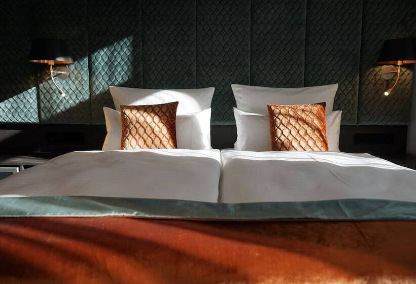 اتاق لوکس, Boutique Hotel Germania