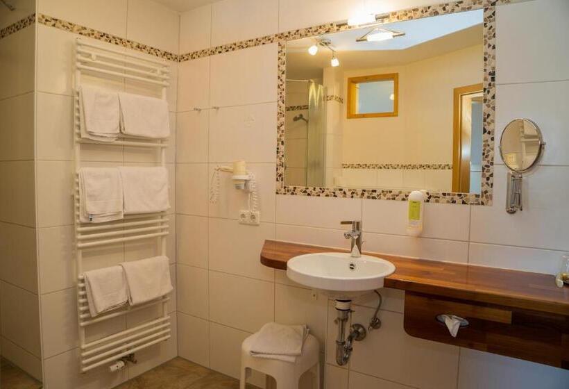 Семейный Номер, Landgasthof Zur Post
