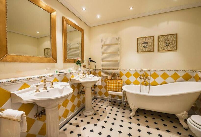 غرفة كمفورت مع بلكونة, Relais & Châteaux Hotel Schwarzmatt