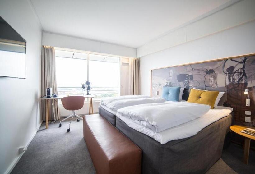 Люкс, Comwell Hvide Hus Aalborg