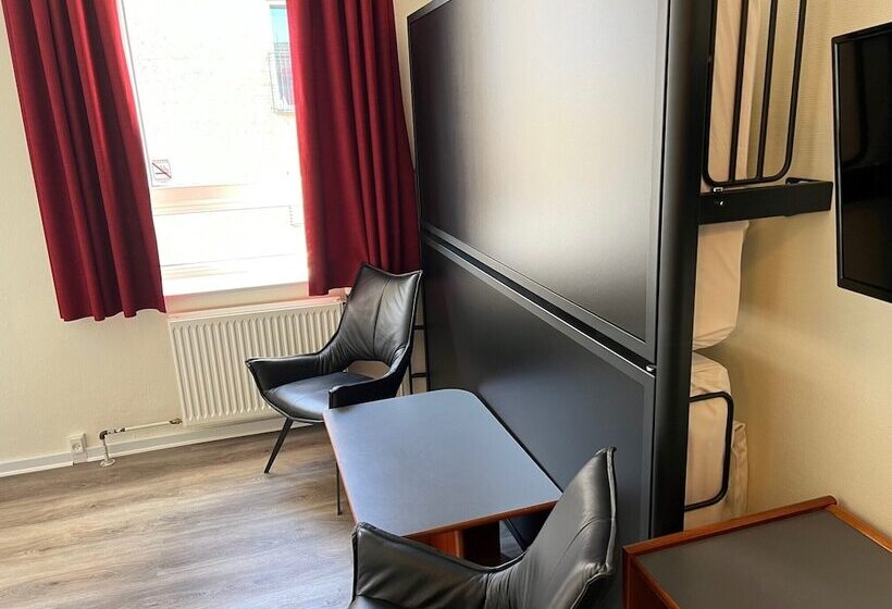 Семейный Номер, Frederikshavn