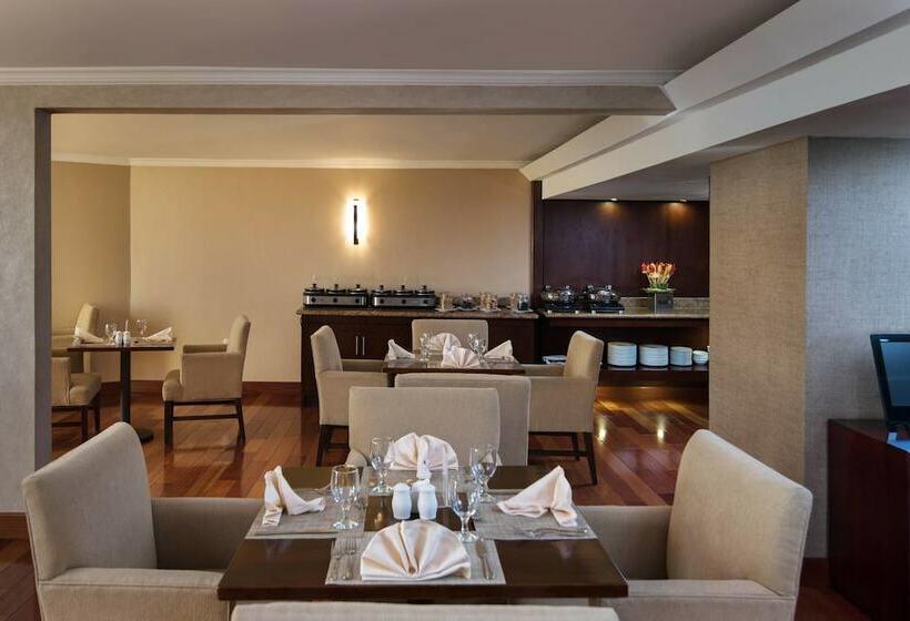 带海景的俱乐部房间, Sheraton Santo Domingo