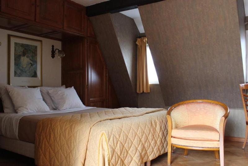 주니어 스위트, Logis Hôtel Au Cerf d'Or