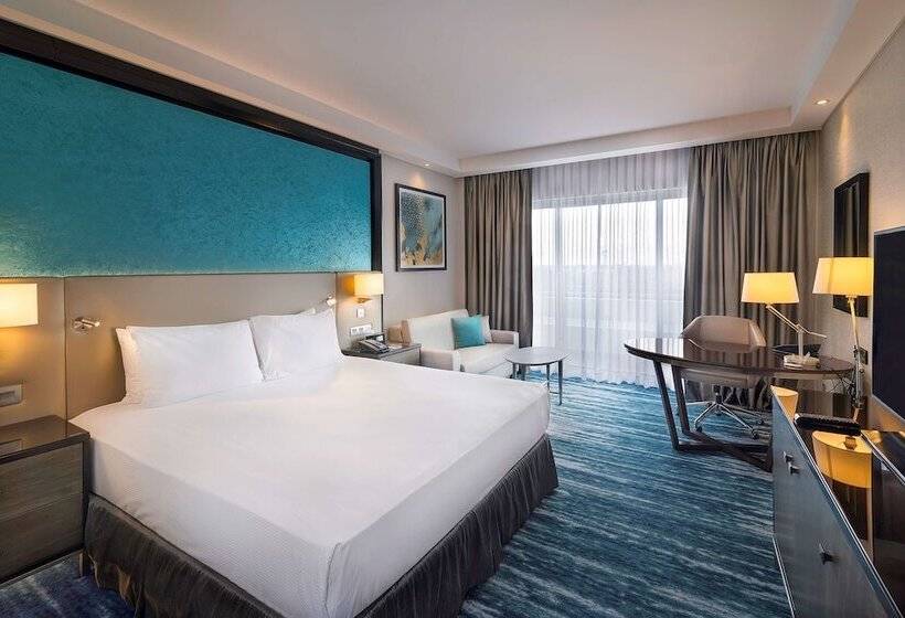 Полулюкс, Radisson Blu Hotel & Resort, Al Ain