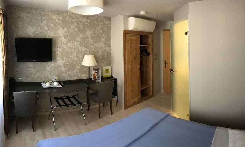 스탠다드 룸, Logis Hôtel Au Cerf d'Or