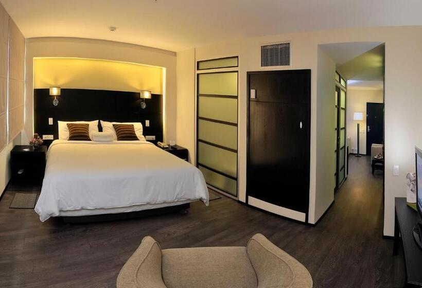 디럭스 스위트 킹 침대, Unipark By Oro Verde Hotels