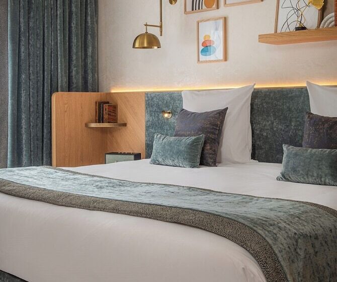 Люкс, Hôtel Burdigala By Inwood Hotels