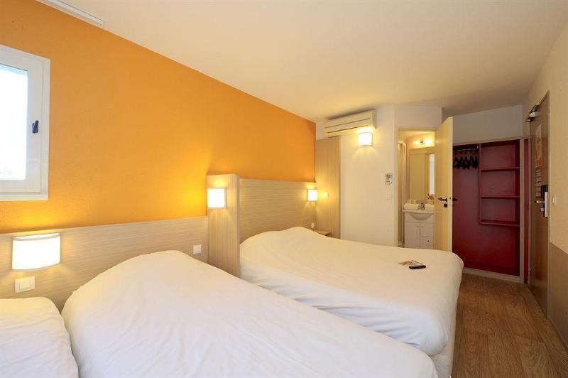 Четырехместный Номер Стандарт, Hôtel Kennedy Parc Des Expositions