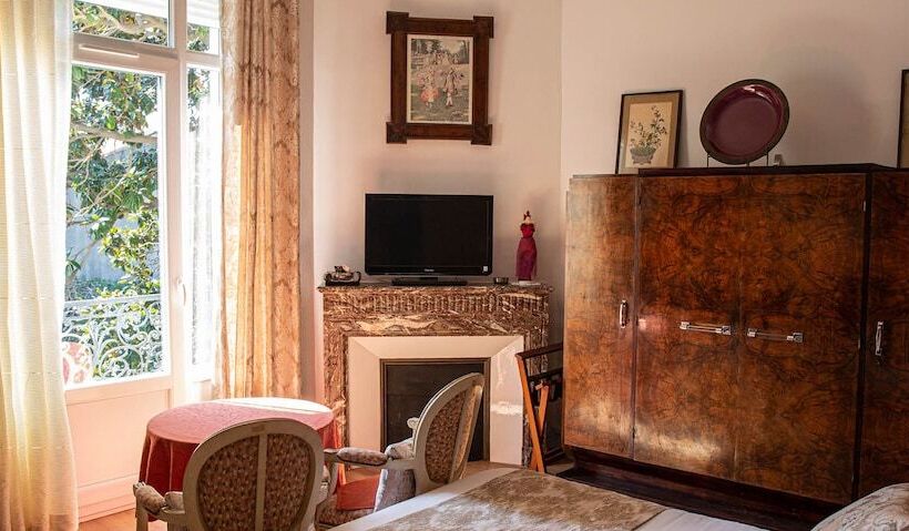Номер Стандарт с Балконом, La Casa Pairal