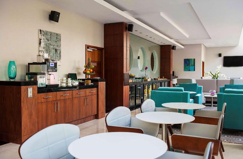اتاق پرمیوم, Logis Hôtel Restaurant Des Acacias Lille Tourcoing