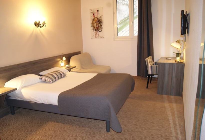 Номер Стандарт, The Originals Boutique, Hôtel Danieli, Avignon
