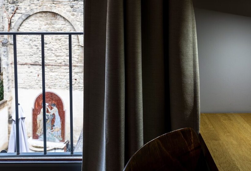 Номер Комфорт, Boutique Hôtel Entraigues