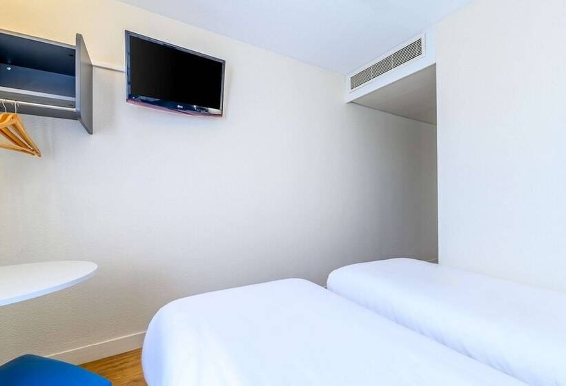 Номер Стандарт, Comfort Hotel Paris Porte D Ivry