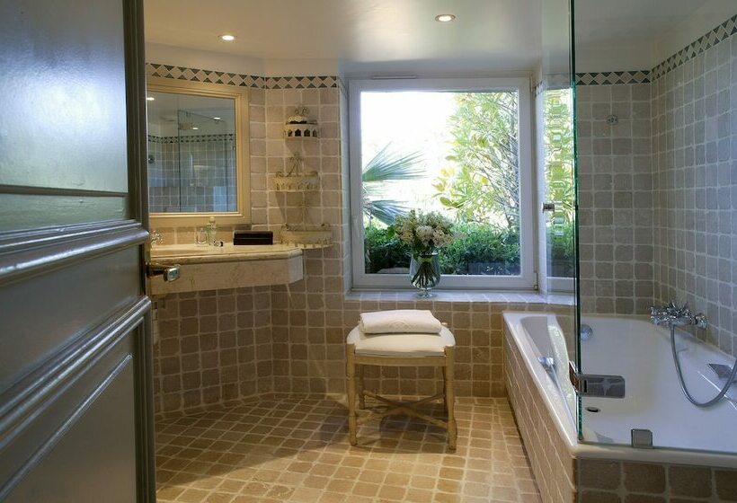 オーシャンビューデラックスルーム, Hôtel La Pérouse Nice Baie Des Anges   Recently Fully Renovated
