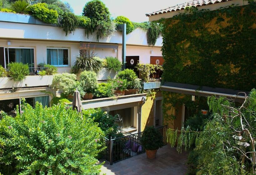 スーペリアトリプルルーム, Hôtel La Pérouse Nice Baie Des Anges   Recently Fully Renovated