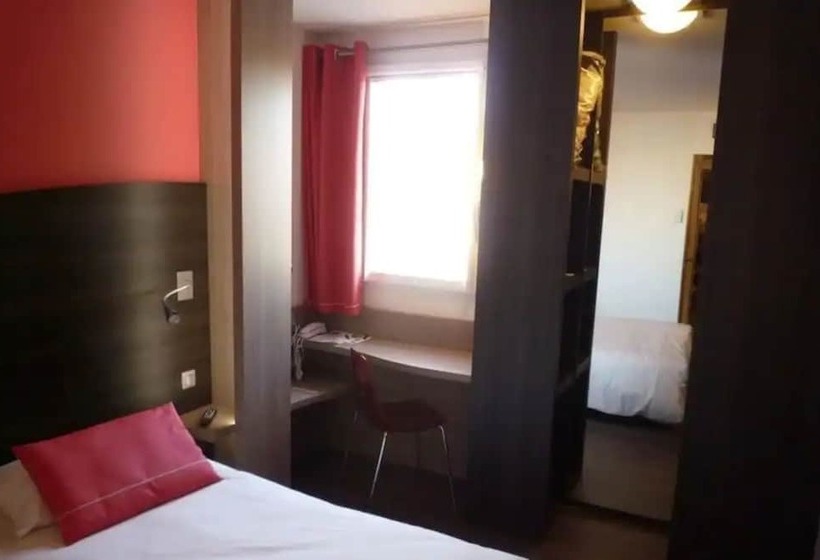 Номер Стандарт Двуспальная Кровать, Kyriad La Roche Sur Yon