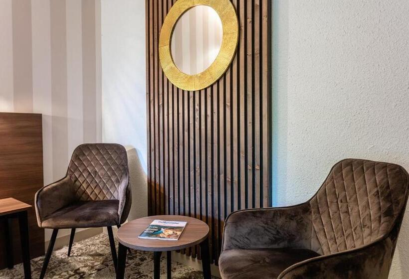 Четырехместный Номер Стандарт, Relais Amadourien