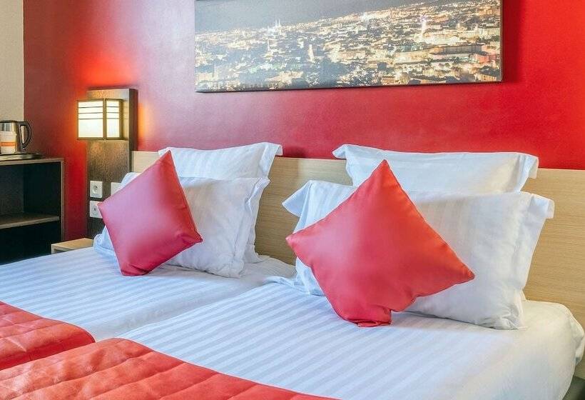 Номер Стандарт, Comfort Hotel Clermont Saint Jacques