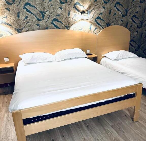 4인용 스탠다드 룸, Hôtel De Lyon
