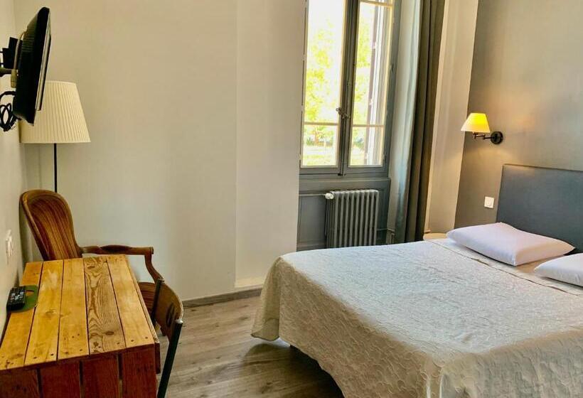 Номер Стандарт, Hôtel Lapérouse Des Cordeliers