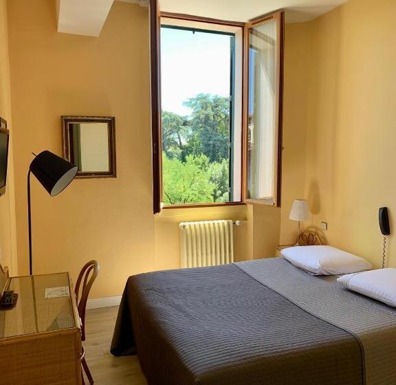 Номер Superior, Hôtel Lapérouse Des Cordeliers