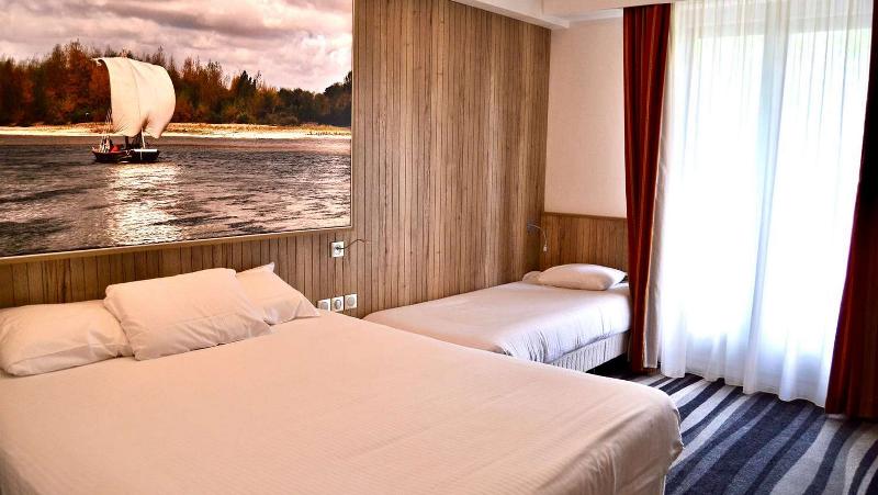 Номер Стандарт Трехместный, Kyriad Hotel Tours Centre