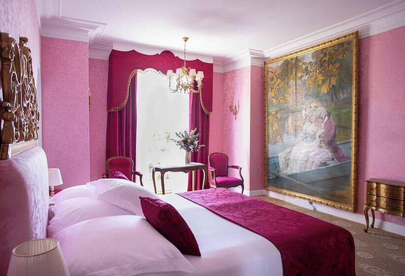 Chambre Standard Vue Mer Latérale, Le Negresco