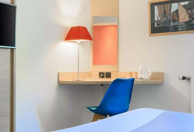 Номер Стандарт, Comfort Hotel Pithiviers