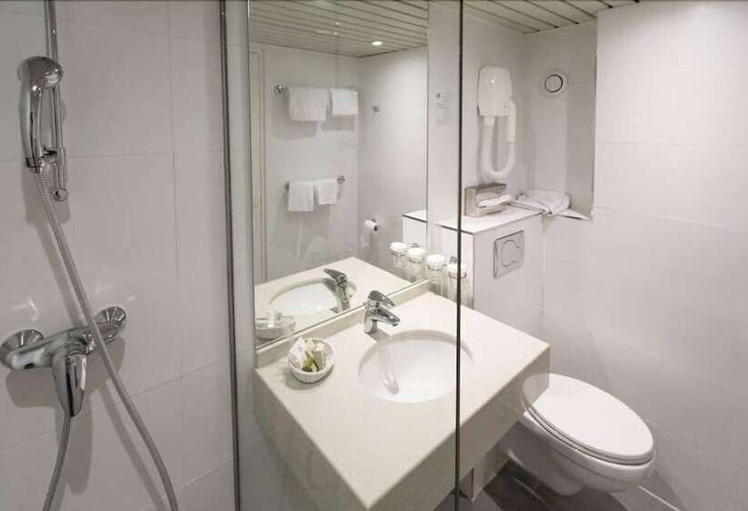 Классический Номер, Hôtel La Résidence Du Berry