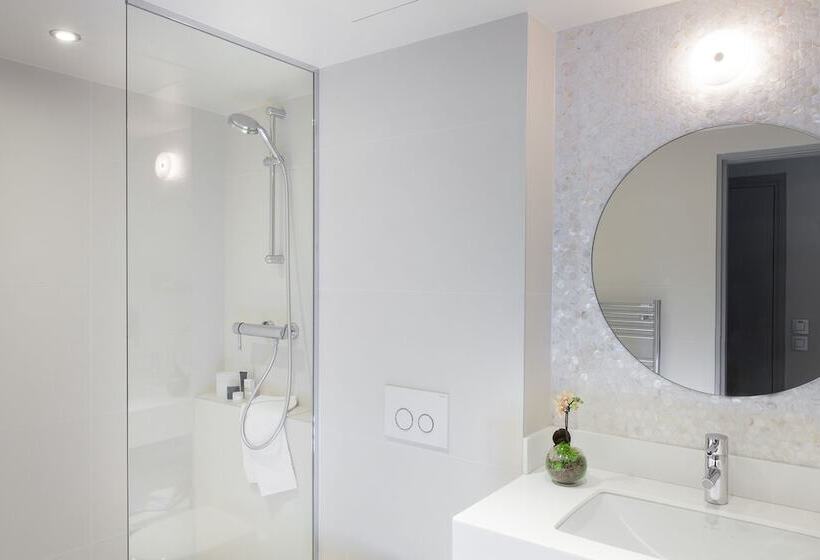 اتاق استاندارد یک نفره, Hôtel Parc Saint Séverin   Esprit De France