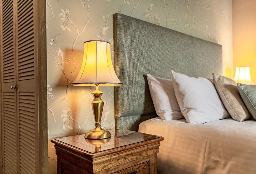 Номер Комфорт, Best Western Walton Park
