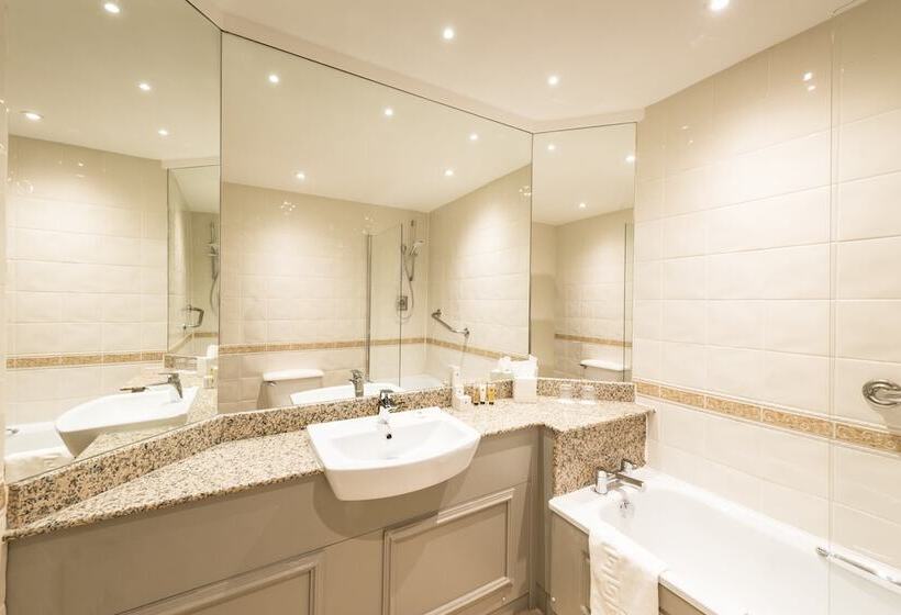 Номер Клуб, Copthorne  Aberdeen