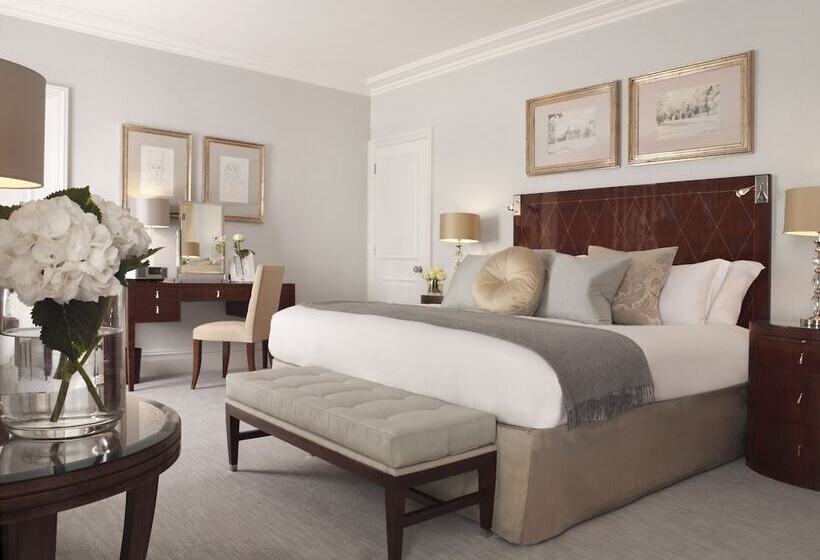Suite, The Berkeley, Maybourne Hotel Collection
