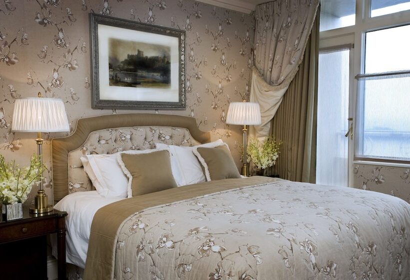 Номер Стандарт Двуспальная Кровать, The Old Government House Hotel & Spa