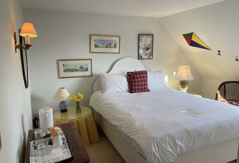 Номер Economy, Langrish House