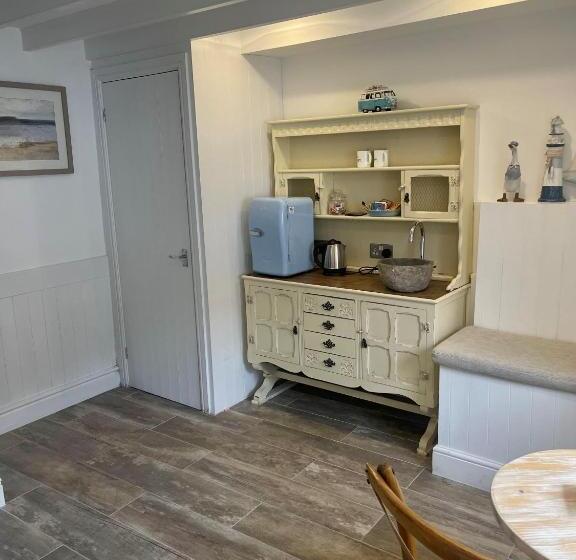 Хижина, Lugger Hotel ‘a Bespoke Hotel’