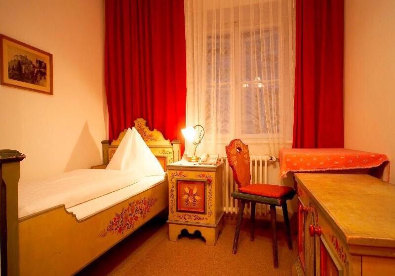 Номер Стандарт, Lugger Hotel ‘a Bespoke Hotel’