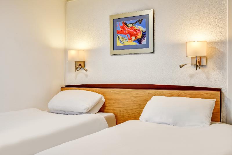 Номер Стандарт, The Hotel Rafiya, Redditch
