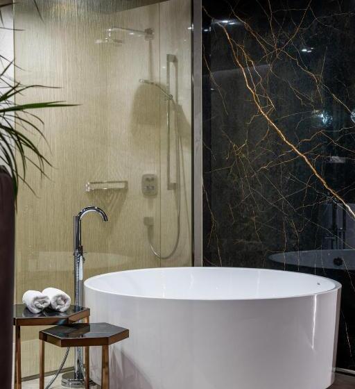 Люкс, Bodrog Wellness & Elix Spa